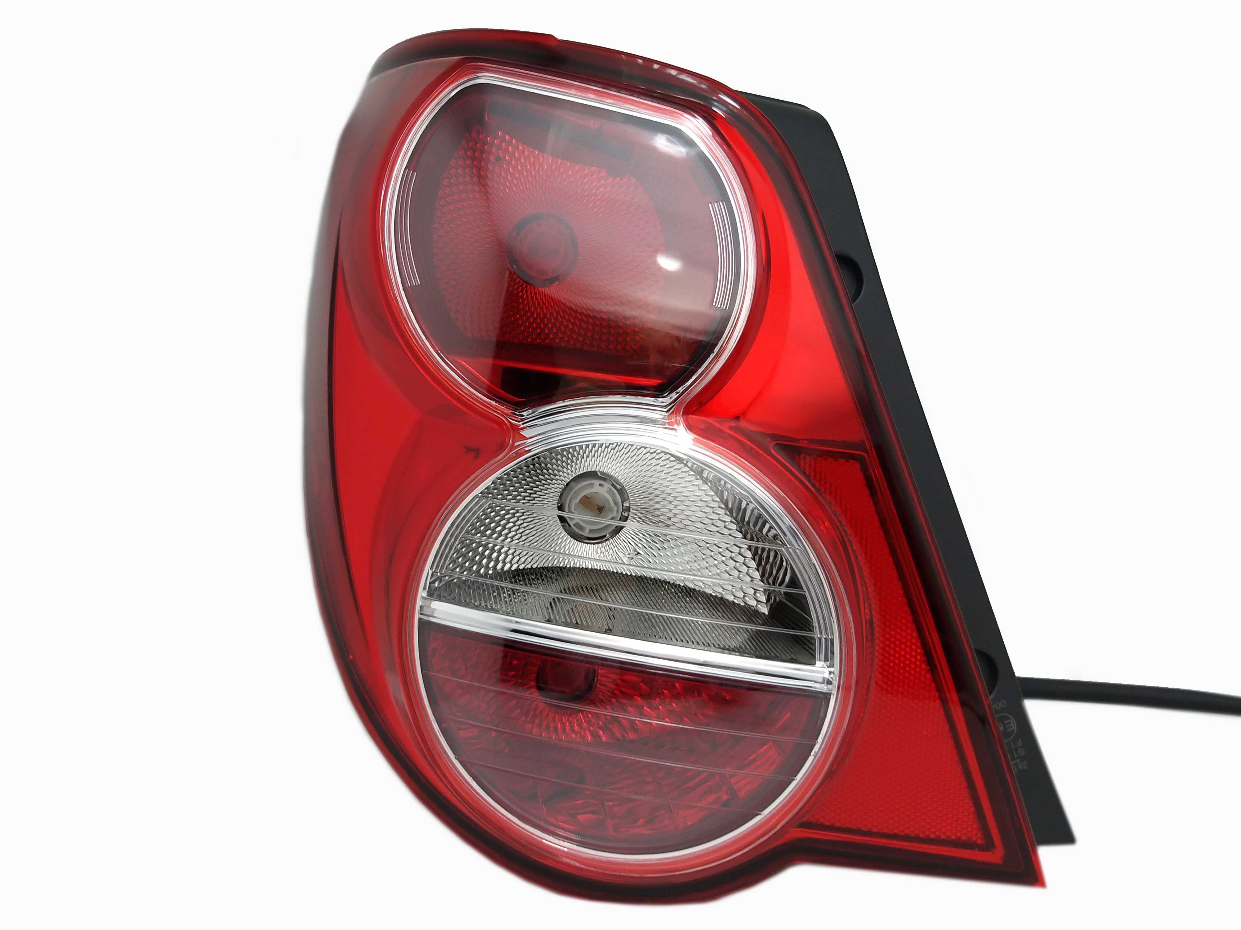 Chevrolet Aveo Sedan modeller için uygun STOP LAMBASI Aveo T300 Kasa Sol İthal İTHAL